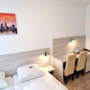 Adler Frankfurt Francoforte sul Meno